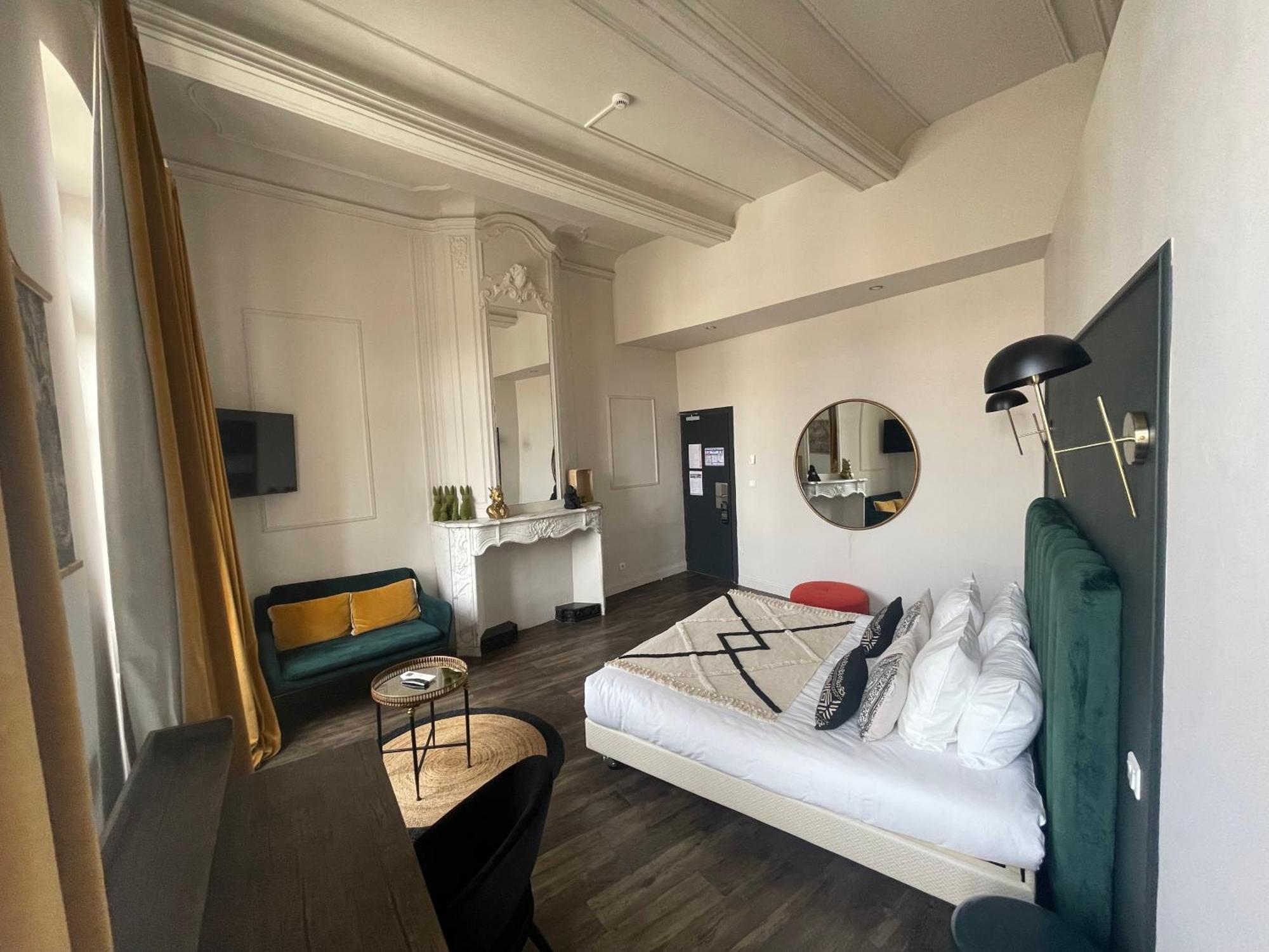 Le Victoria Boutique Hotel Saint-Paul-Trois-Chateaux Exterior photo